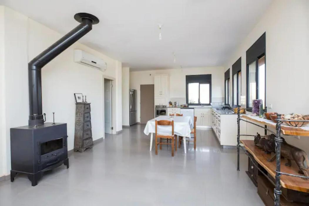 המקום של גיא Villa Sede Eli'ezer Kültér fotó
